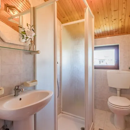 Appartement Tina Pula