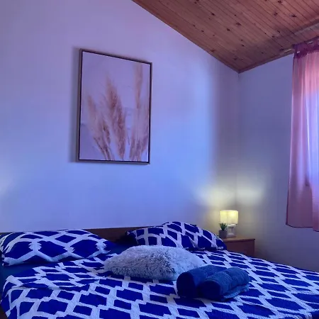 Apartament Tina *
